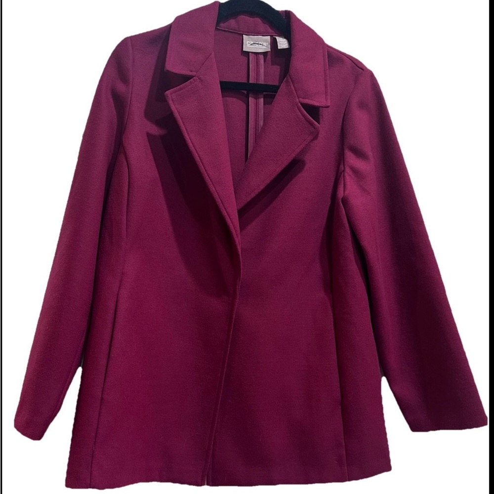 Chico’s Magenta Hidden Button Blazer Jacket Size 1 (Medium 8/10)